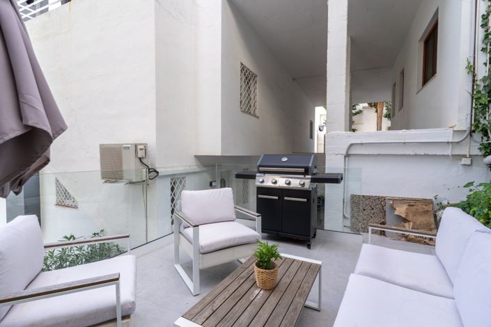 Image No.35-3 Bed Property for sale