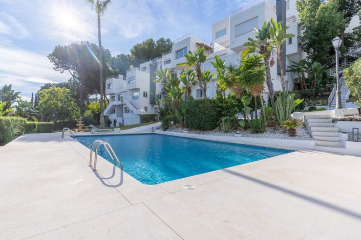 Image No.38-3 Bed Property for sale
