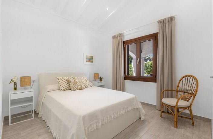 Image No.11-4 Bed Villa for sale