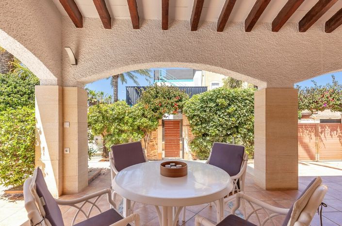 Image No.22-4 Bed Villa for sale