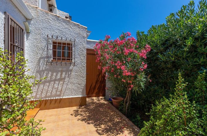 Image No.26-4 Bed Villa for sale