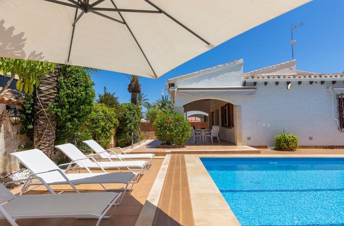 Image No.30-4 Bed Villa for sale