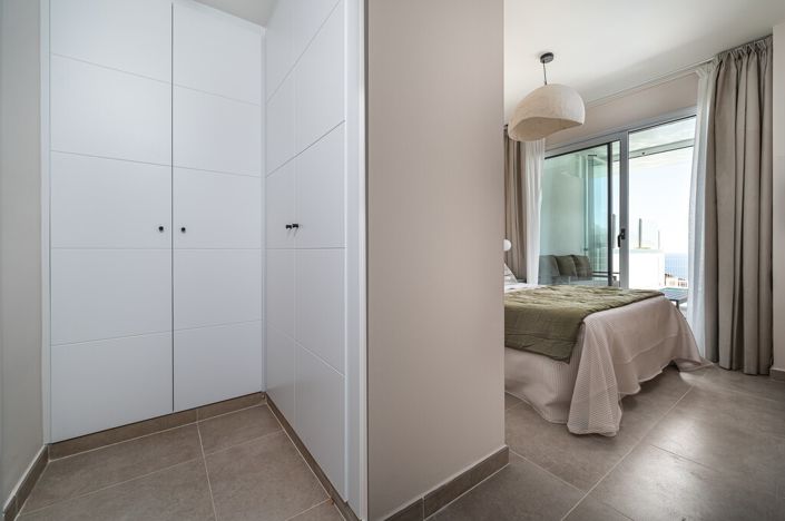 Image No.4-2 Bed Property for sale