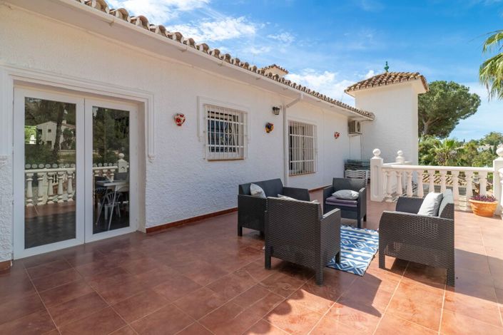 Image No.32-5 Bed Villa for sale