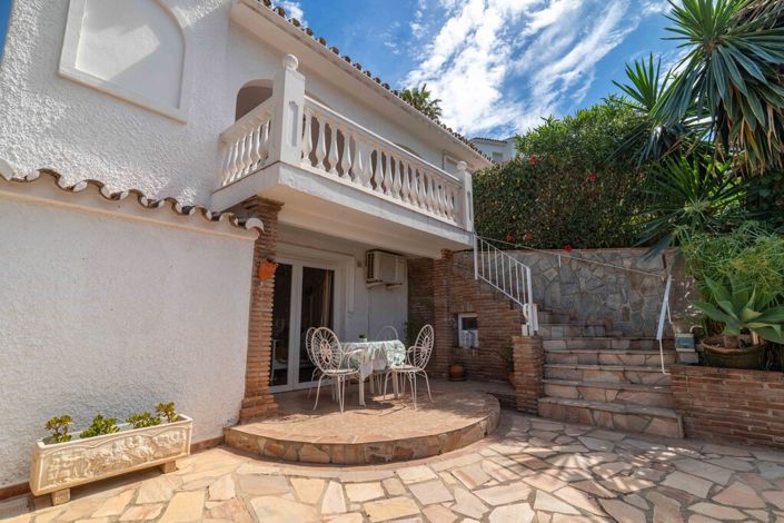 Image No.35-5 Bed Villa for sale