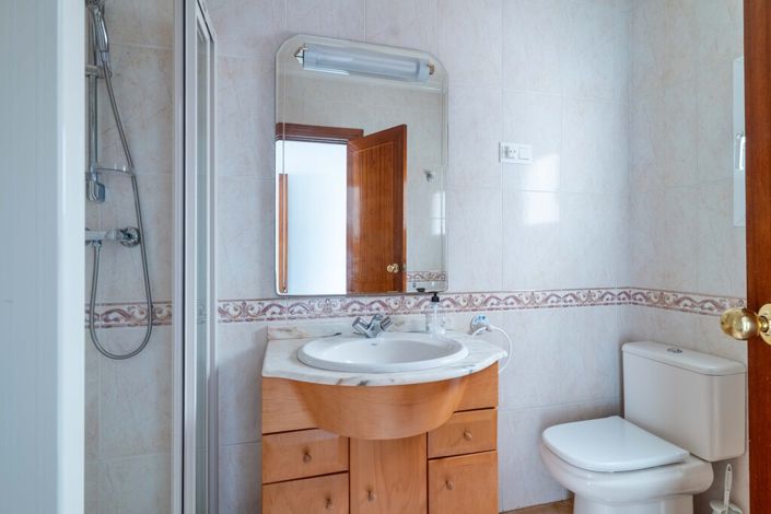 Image No.13-2 Bed Apartment for sale