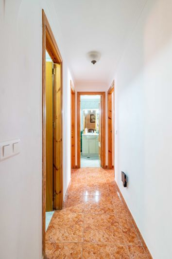 Image No.8-3 Bed Apartment for sale