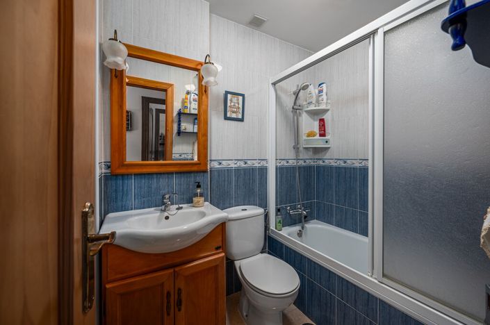 Image No.30-4 Bed Townhouse for sale