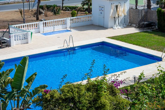 Image No.36-4 Bed Townhouse for sale