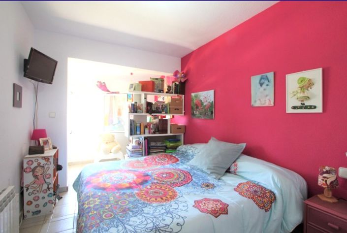 Image No.13-3 Bed Townhouse for sale