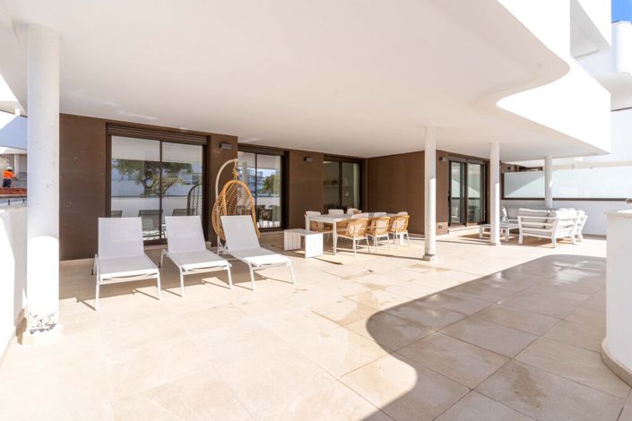 Image No.2-4 Bed Apartment for sale