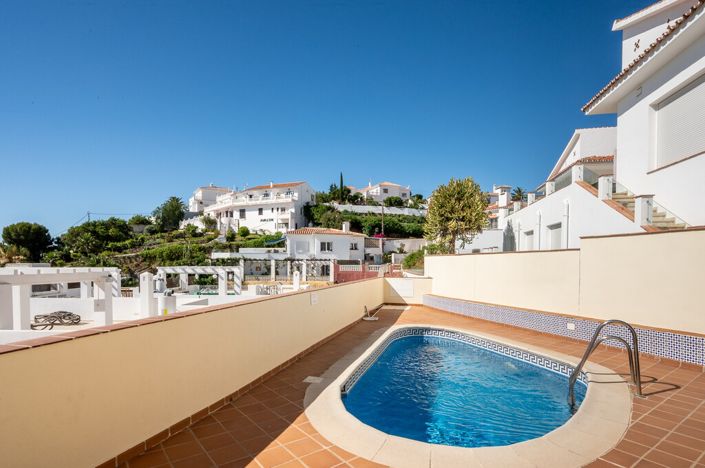 Image No.19-2 Bed Apartment for sale