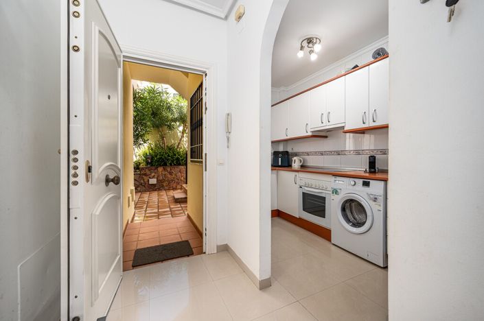 Image No.8-2 Bed Apartment for sale