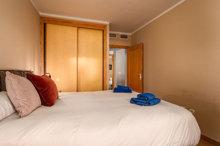 Image No.16-2 Bed Apartment for sale