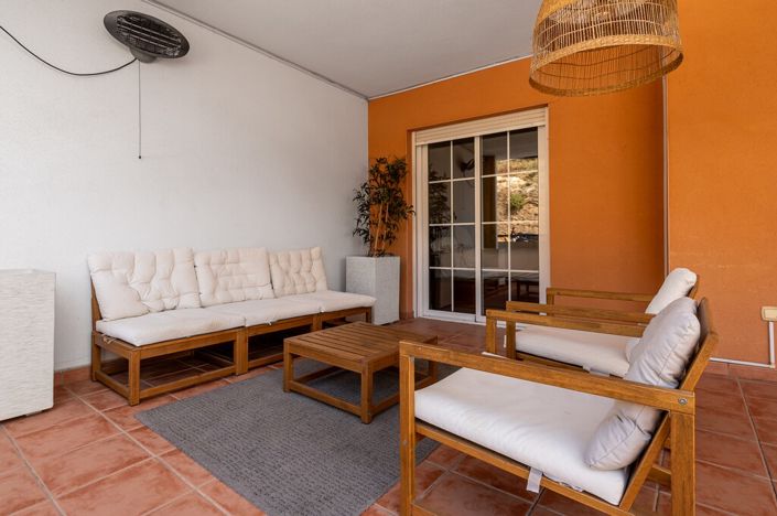 Image No.21-2 Bed Apartment for sale