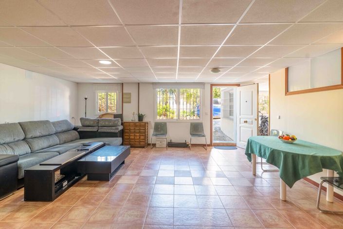 Image No.38-6 Bed Villa for sale