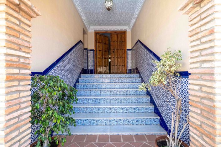 Image No.49-6 Bed Villa for sale