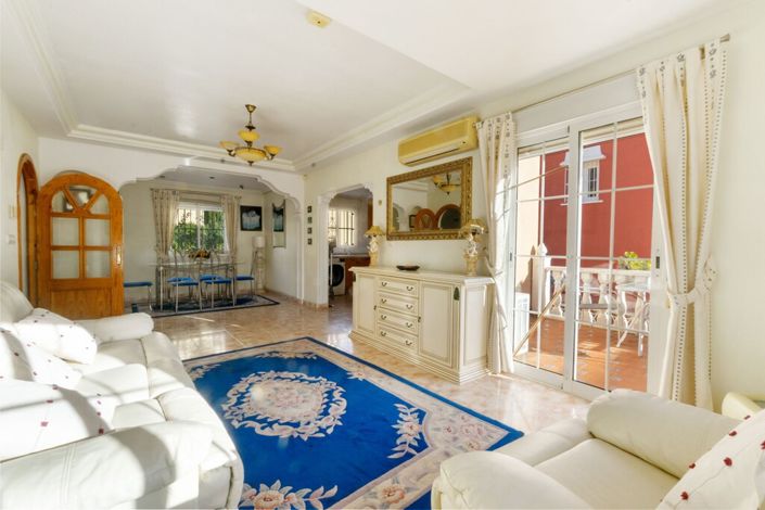 Image No.3-3 Bed Villa for sale