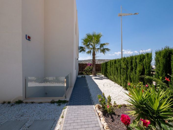 Image No.29-4 Bed Villa for sale
