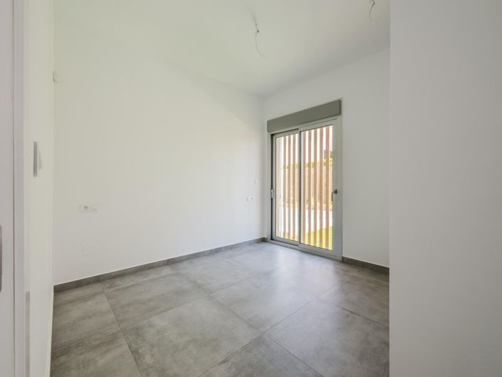 Image No.13-4 Bed Villa for sale