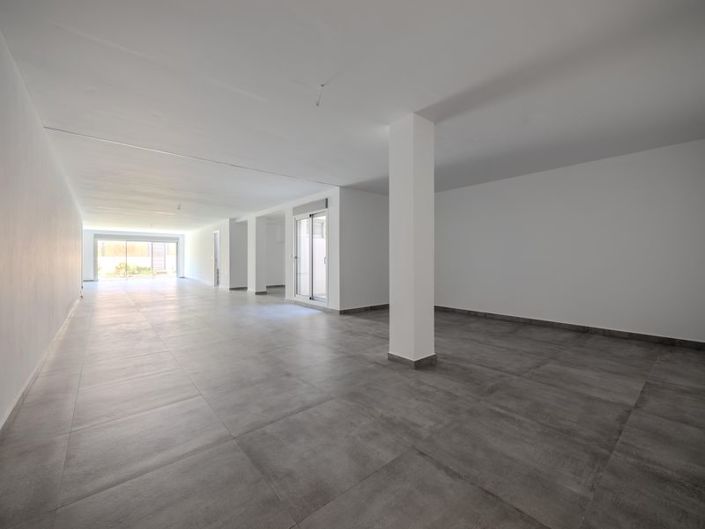 Image No.28-4 Bed Villa for sale