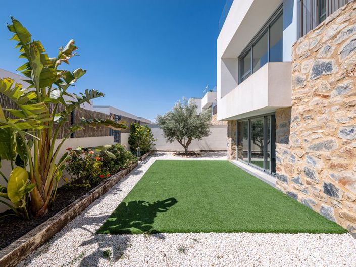 Image No.30-4 Bed Villa for sale