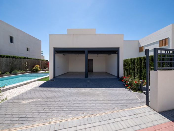 Image No.36-4 Bed Villa for sale