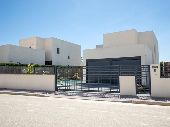 Image No.38-4 Bed Villa for sale