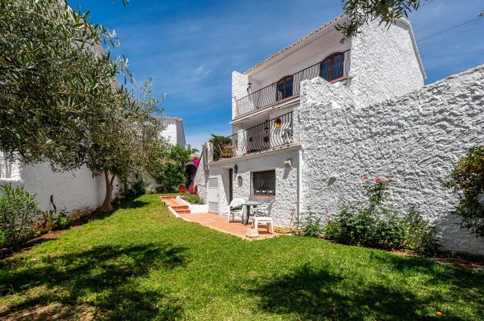 Image No.24-3 Bed Villa for sale