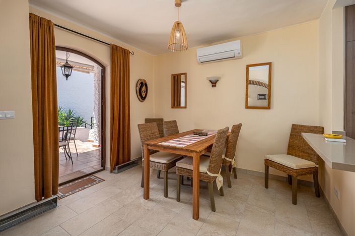 Image No.5-3 Bed Villa for sale