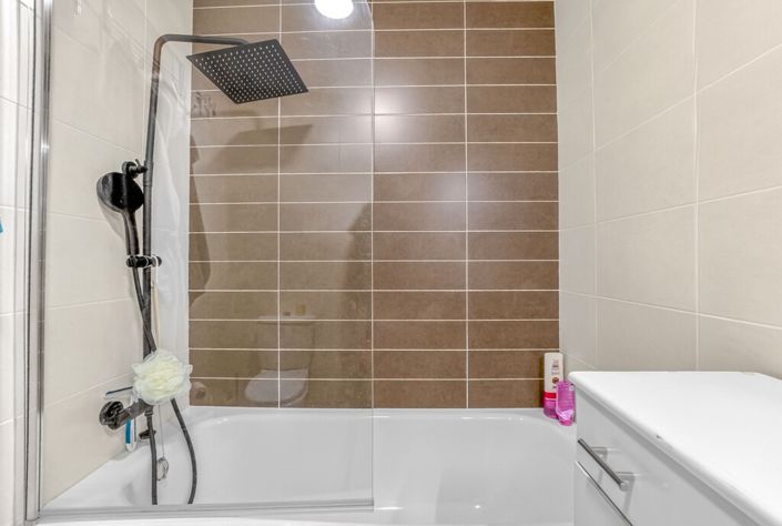 Image No.17-2 Bed Apartment for sale