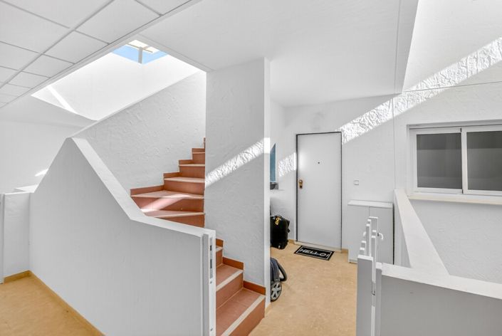 Image No.21-2 Bed Apartment for sale