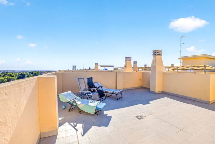 Image No.22-2 Bed Apartment for sale