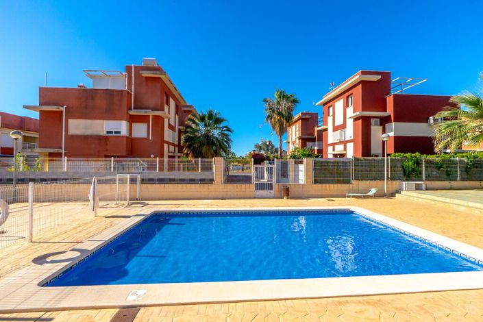 Image No.25-2 Bed Apartment for sale