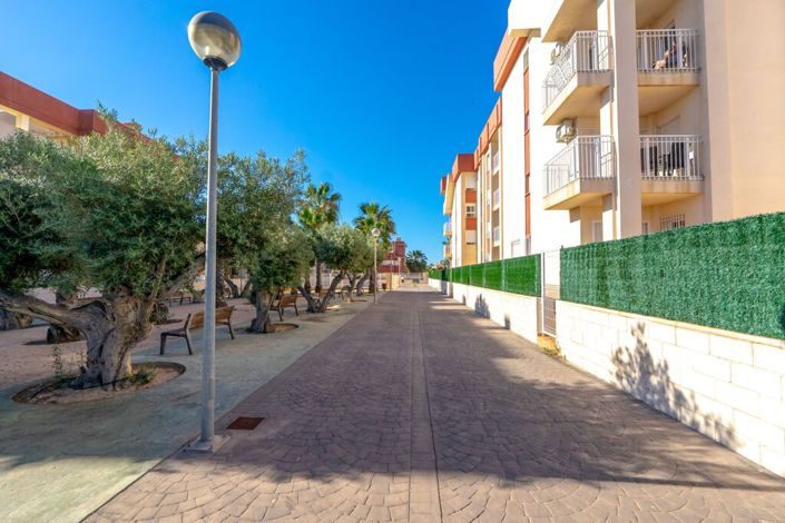 Image No.31-2 Bed Apartment for sale