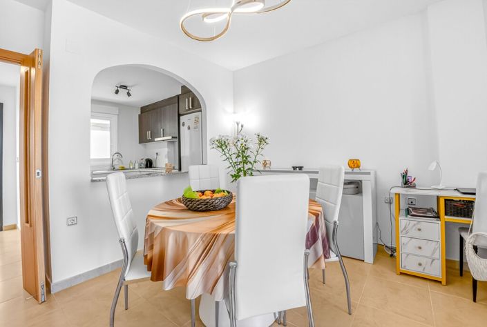 Image No.8-2 Bed Apartment for sale
