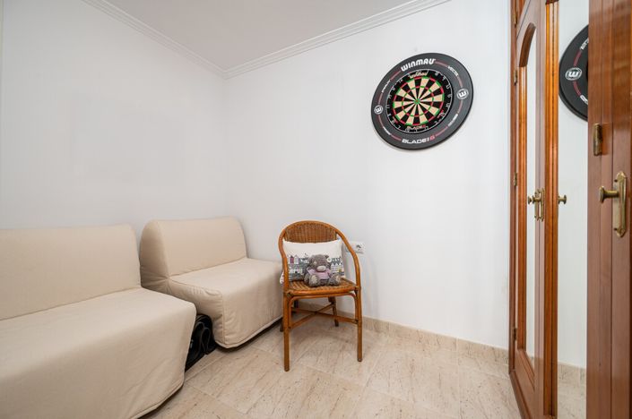 Image No.17-2 Bed Townhouse for sale
