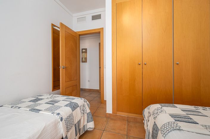 Image No.20-2 Bed Apartment for sale