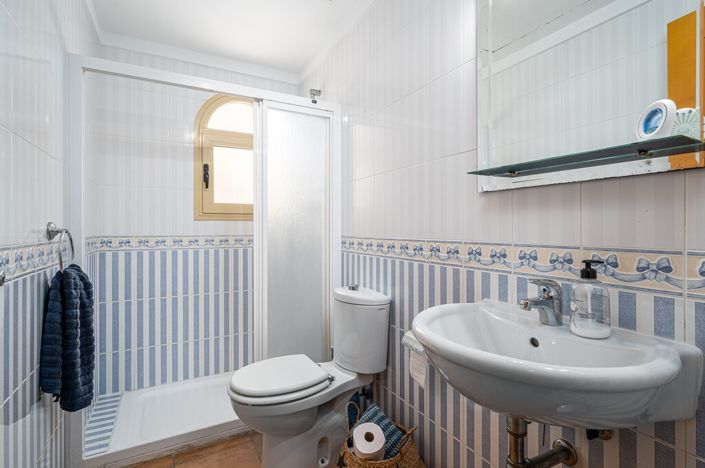 Image No.21-2 Bed Apartment for sale