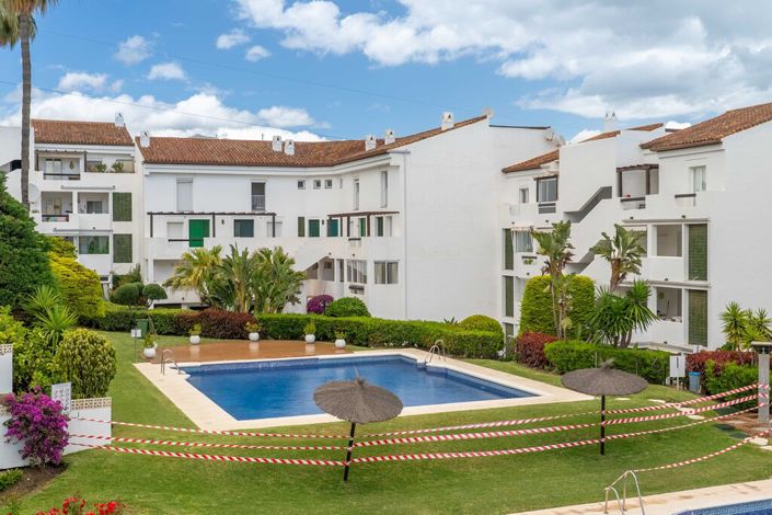 Image No.19-2 Bed Property for sale