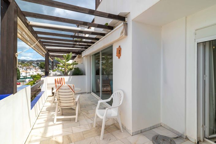 Image No.3-2 Bed Property for sale
