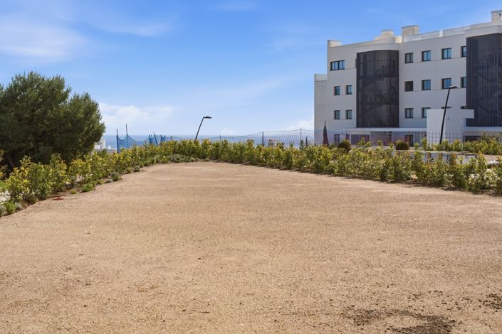 Image No.43-3 Bed Property for sale