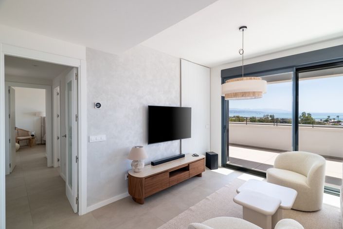 Image No.12-2 Bed Property for sale