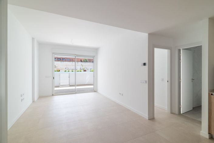 Image No.7-1 Bed Property for sale