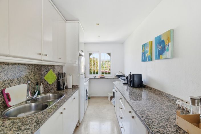 Image No.17-3 Bed Property for sale