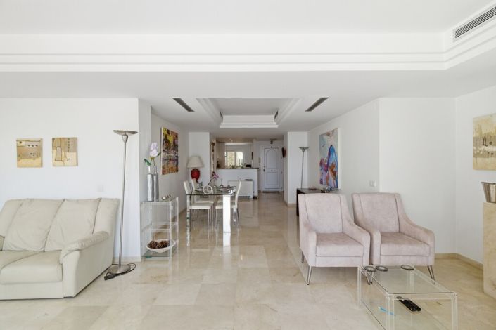 Image No.29-3 Bed Property for sale