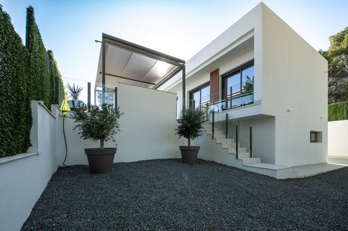 Image No.19-3 Bed Villa for sale
