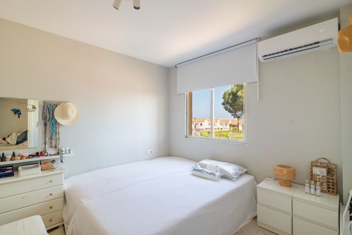 Image No.9-2 Bed Apartment for sale