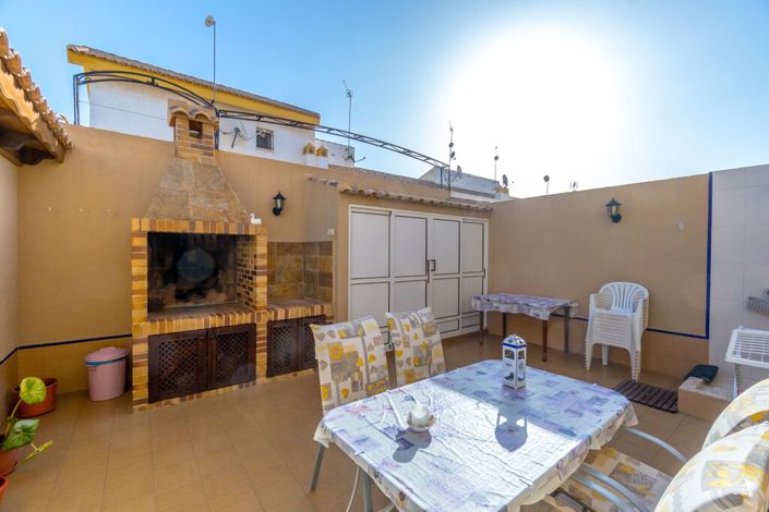 Image No.19-4 Bed Villa for sale
