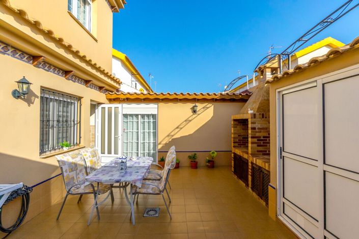 Image No.21-4 Bed Villa for sale